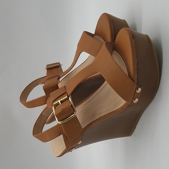 853- Vegan Pazzle Platform Sandals Size 8 NWT - Picture 1 of 12